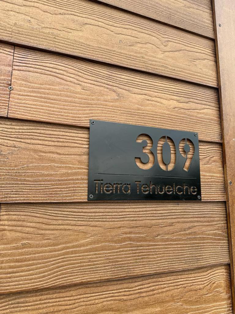 Tierra Tehuelche Hosteria Y Aparts El Calafate Exterior photo