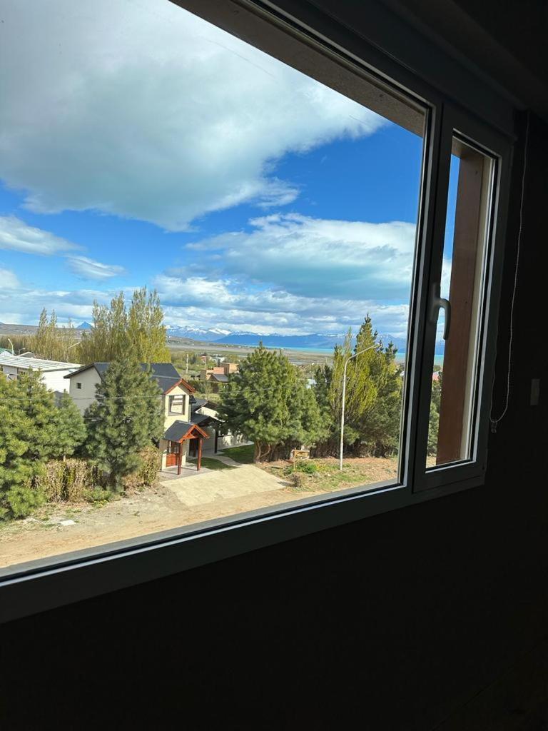 Tierra Tehuelche Hosteria Y Aparts El Calafate Exterior photo